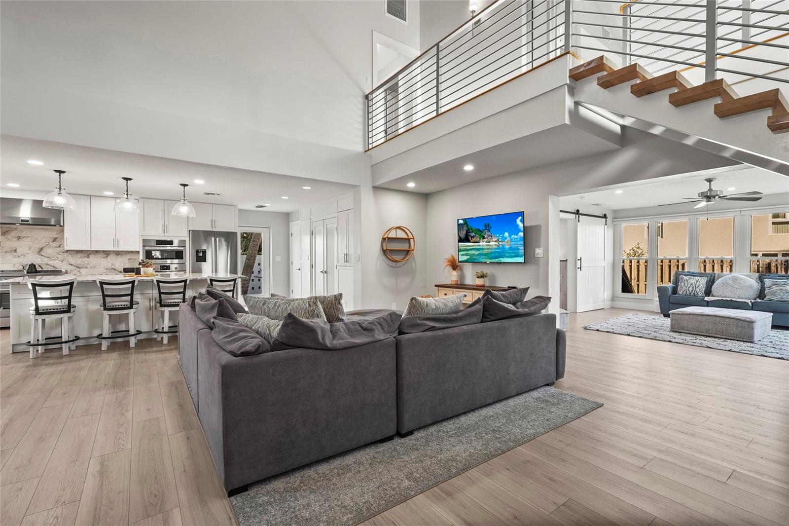 SARASOTA BEACH - Residential