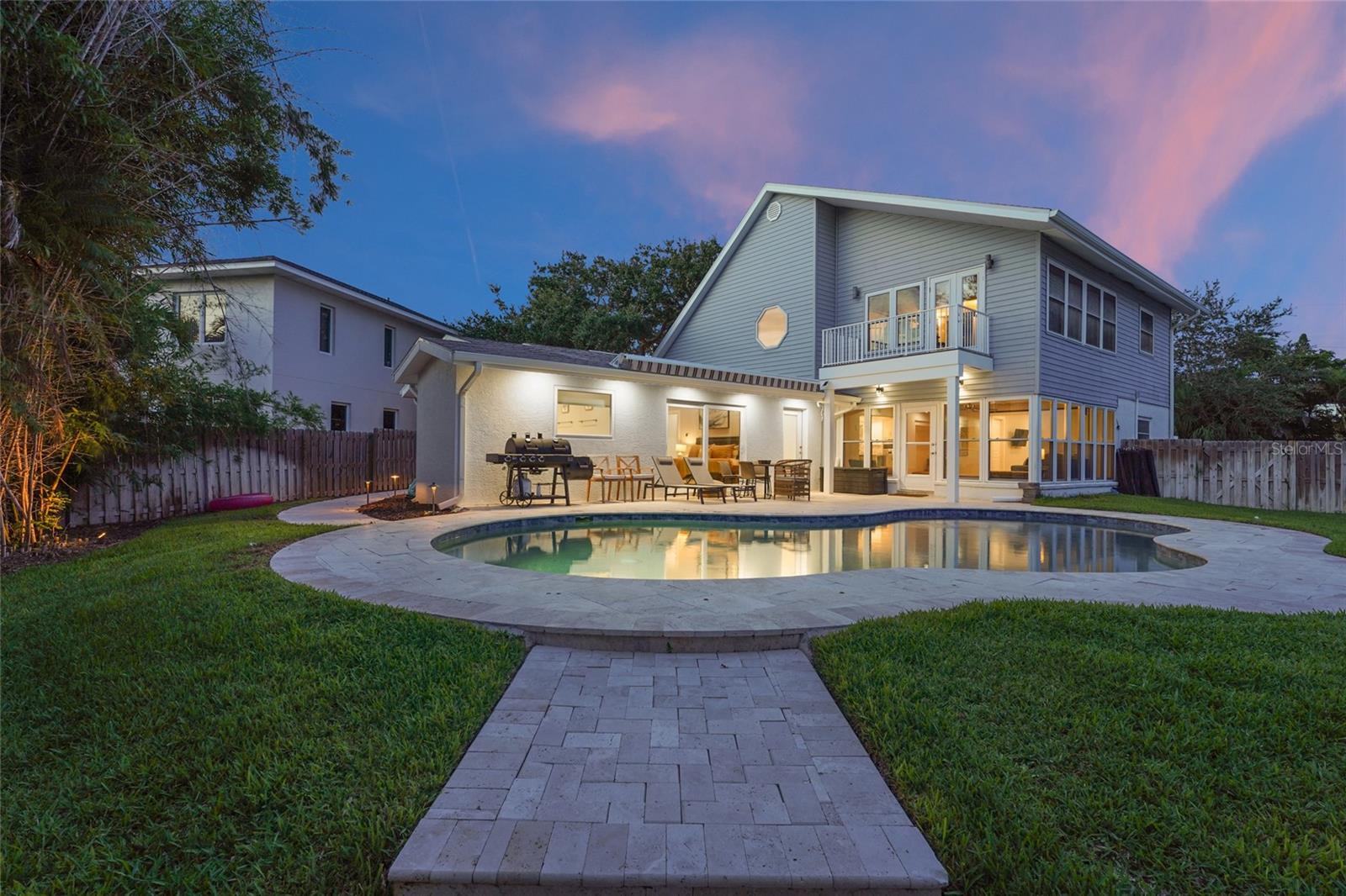 SARASOTA BEACH - Residential