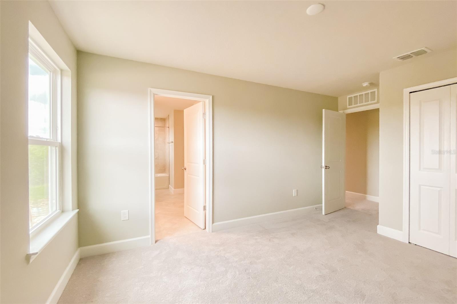 SANCTUARY/LKS/WINDERMERE - Residential Lease