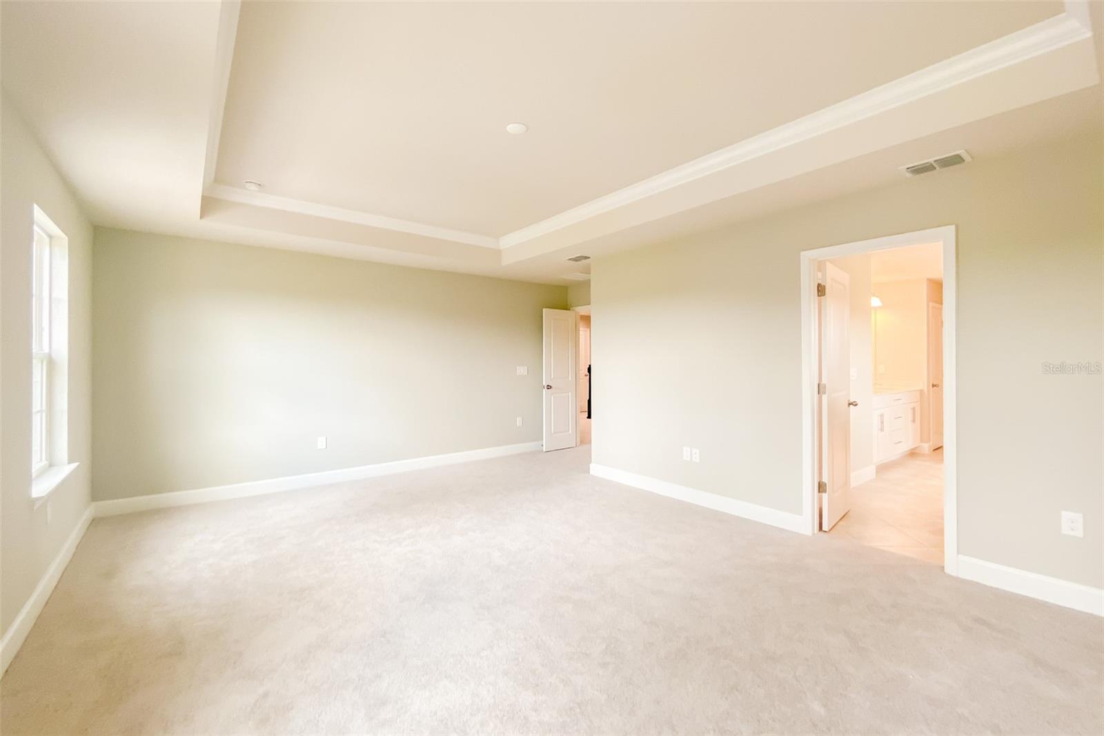 SANCTUARY/LKS/WINDERMERE - Residential Lease