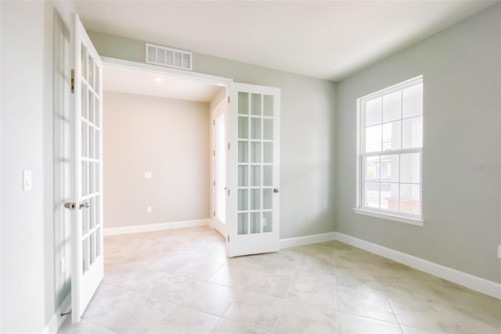 SANCTUARY/LKS/WINDERMERE - Residential Lease