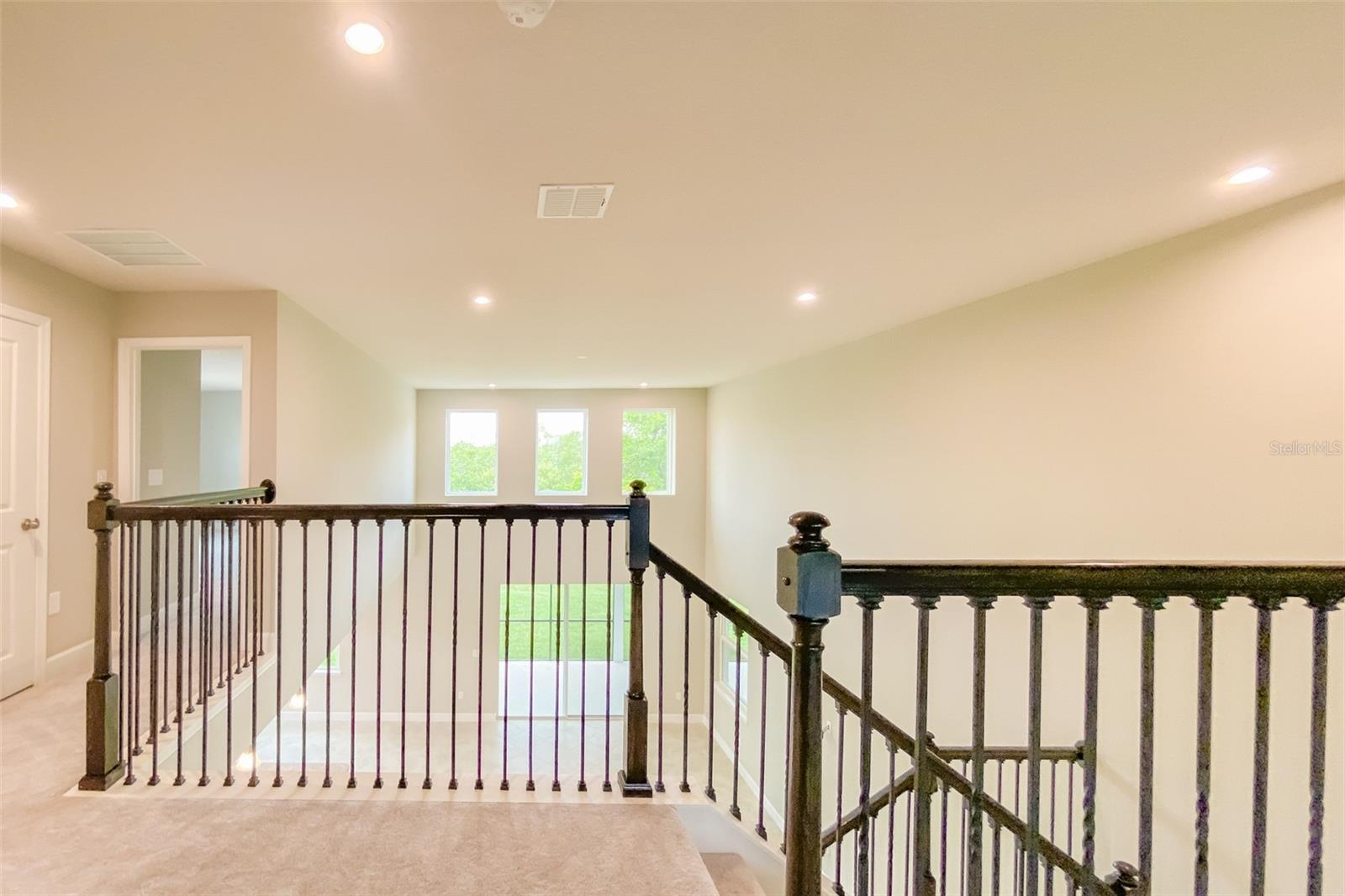 SANCTUARY/LKS/WINDERMERE - Residential Lease