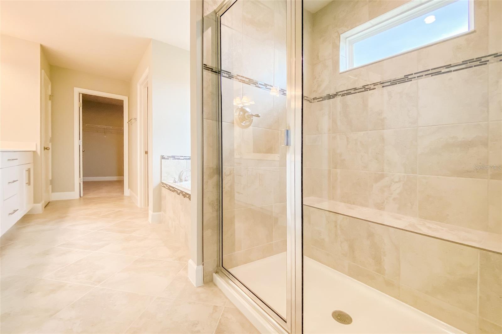 SANCTUARY/LKS/WINDERMERE - Residential Lease