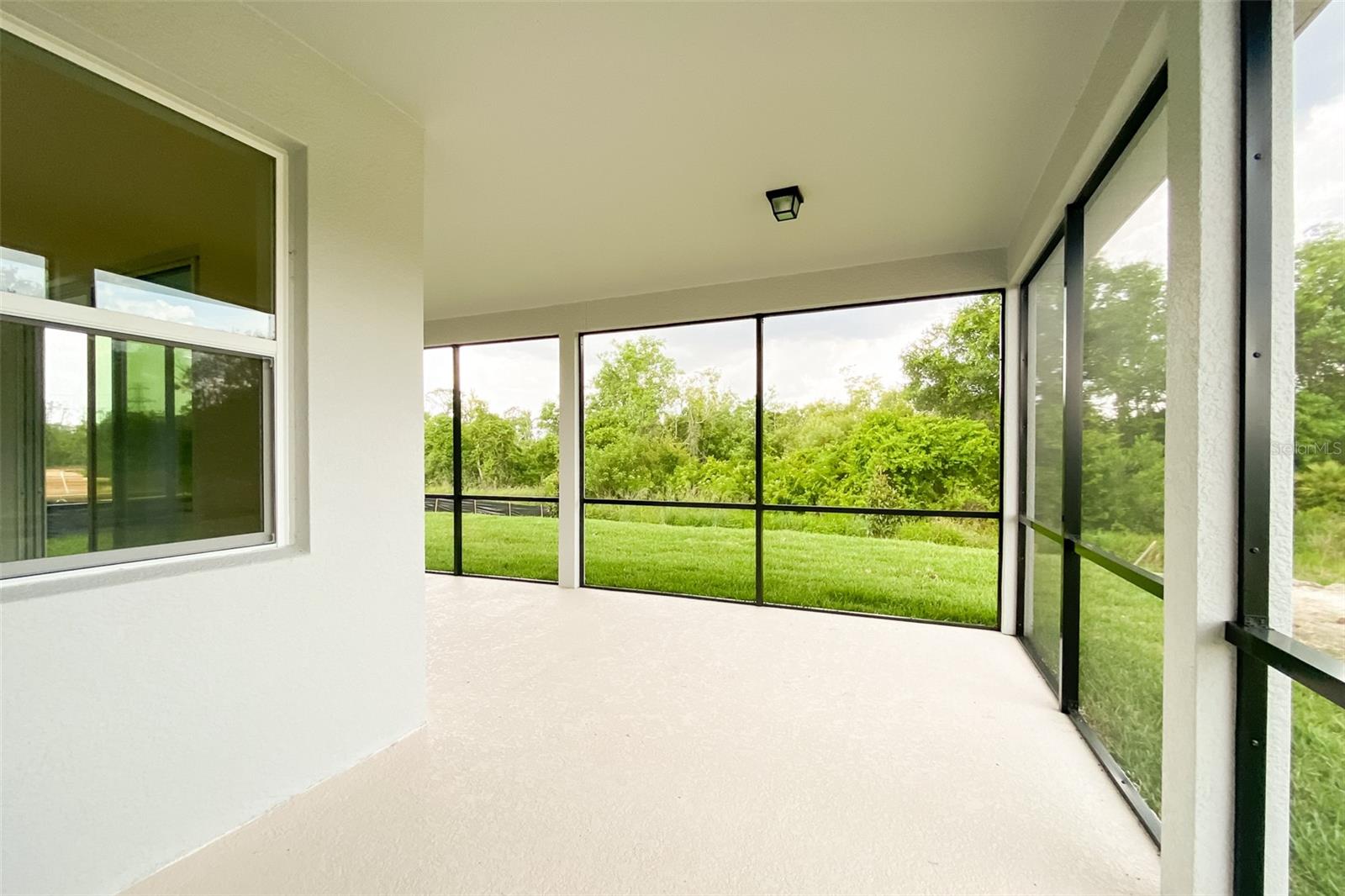 SANCTUARY/LKS/WINDERMERE - Residential Lease