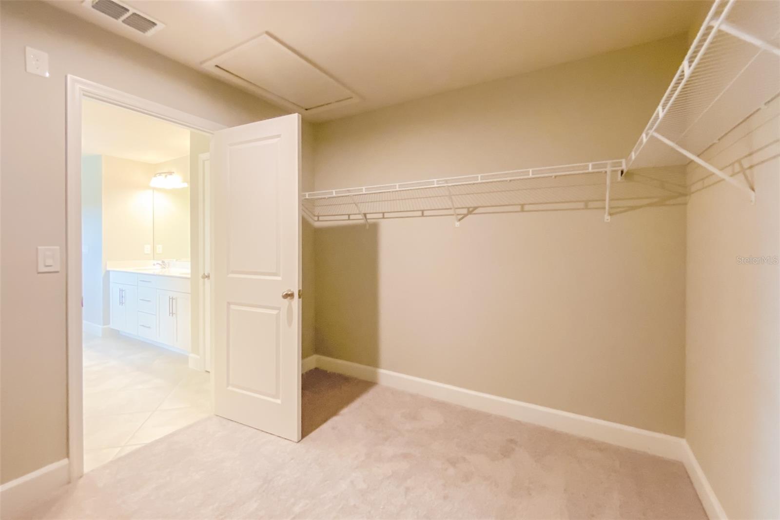 SANCTUARY/LKS/WINDERMERE - Residential Lease