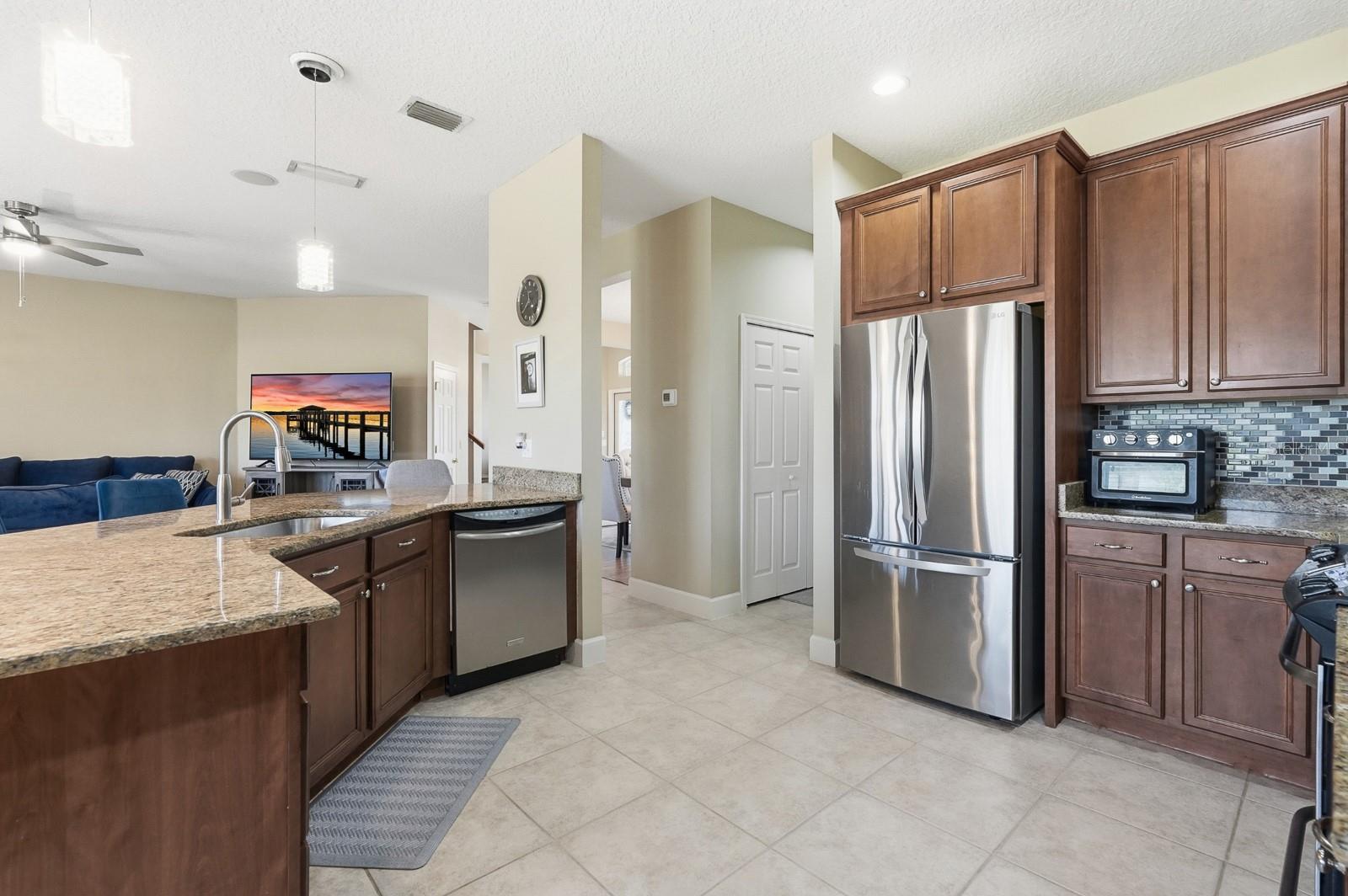 CRYSTAL COVE PHASE II - Residential