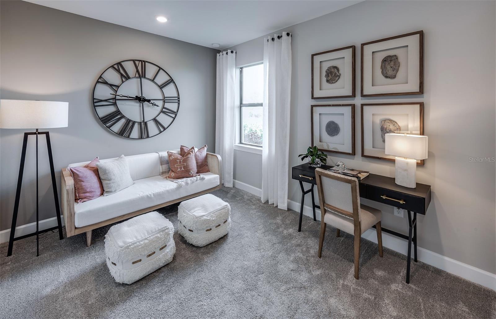 SAPPHIRE POINT AT LAKEWOOD RANCH - Residential