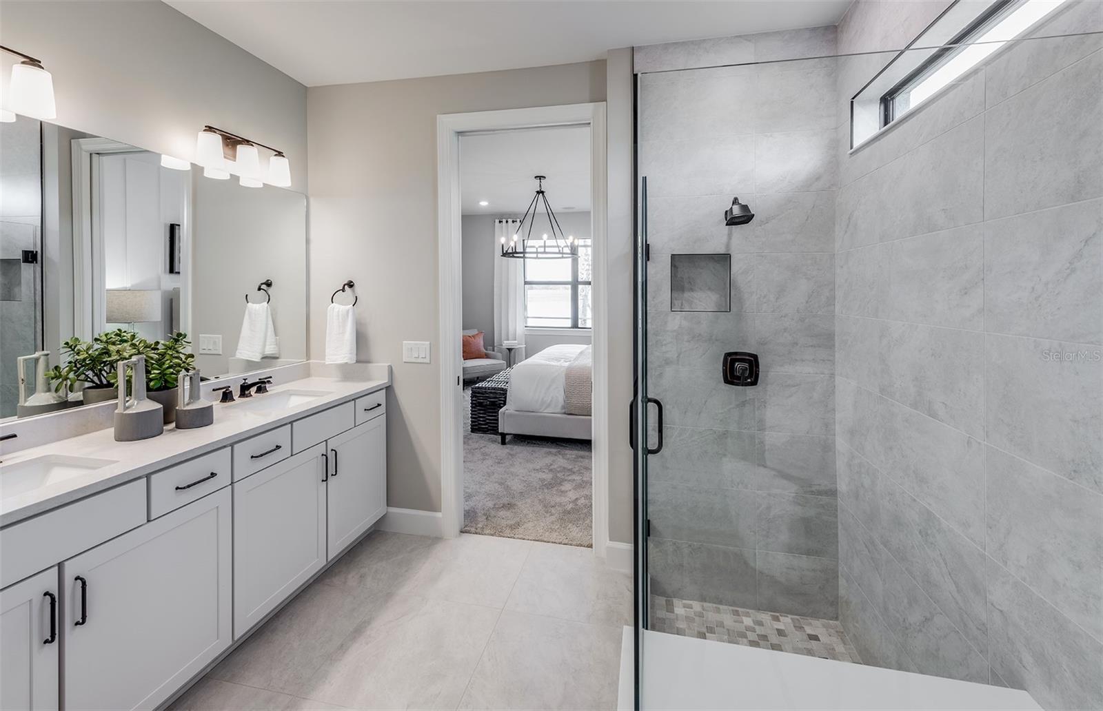SAPPHIRE POINT AT LAKEWOOD RANCH - Residential
