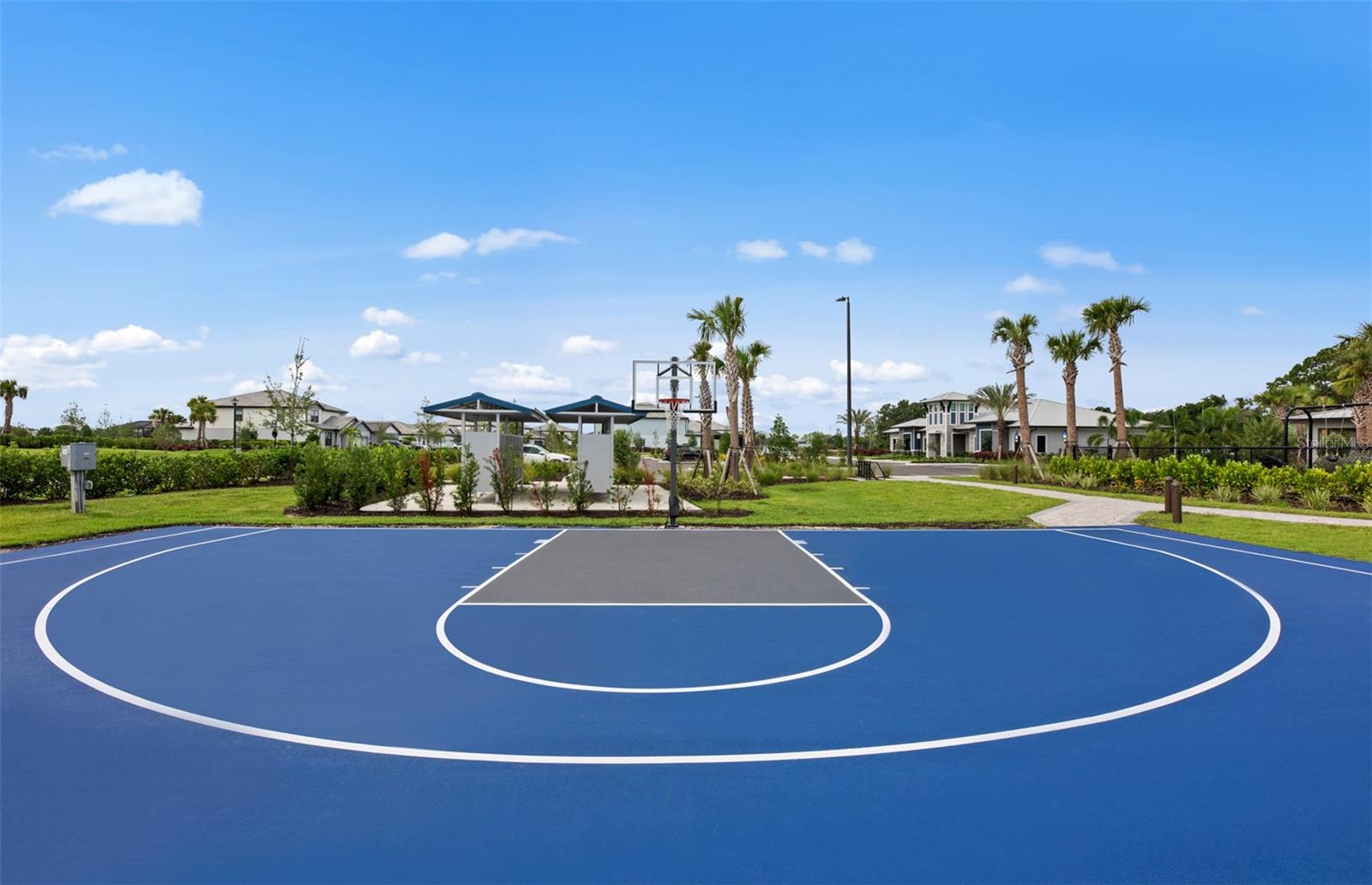 SAPPHIRE POINT AT LAKEWOOD RANCH - Residential