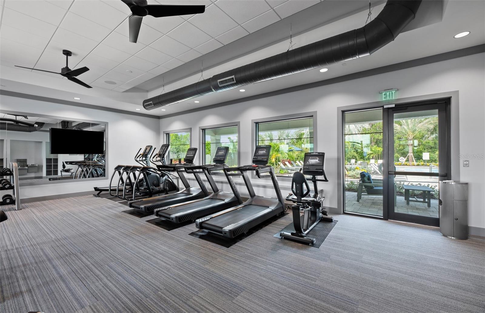 SAPPHIRE POINT AT LAKEWOOD RANCH - Residential