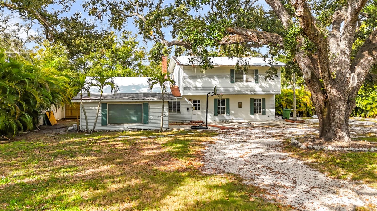 EMILY C EARLES RESUB - Residential