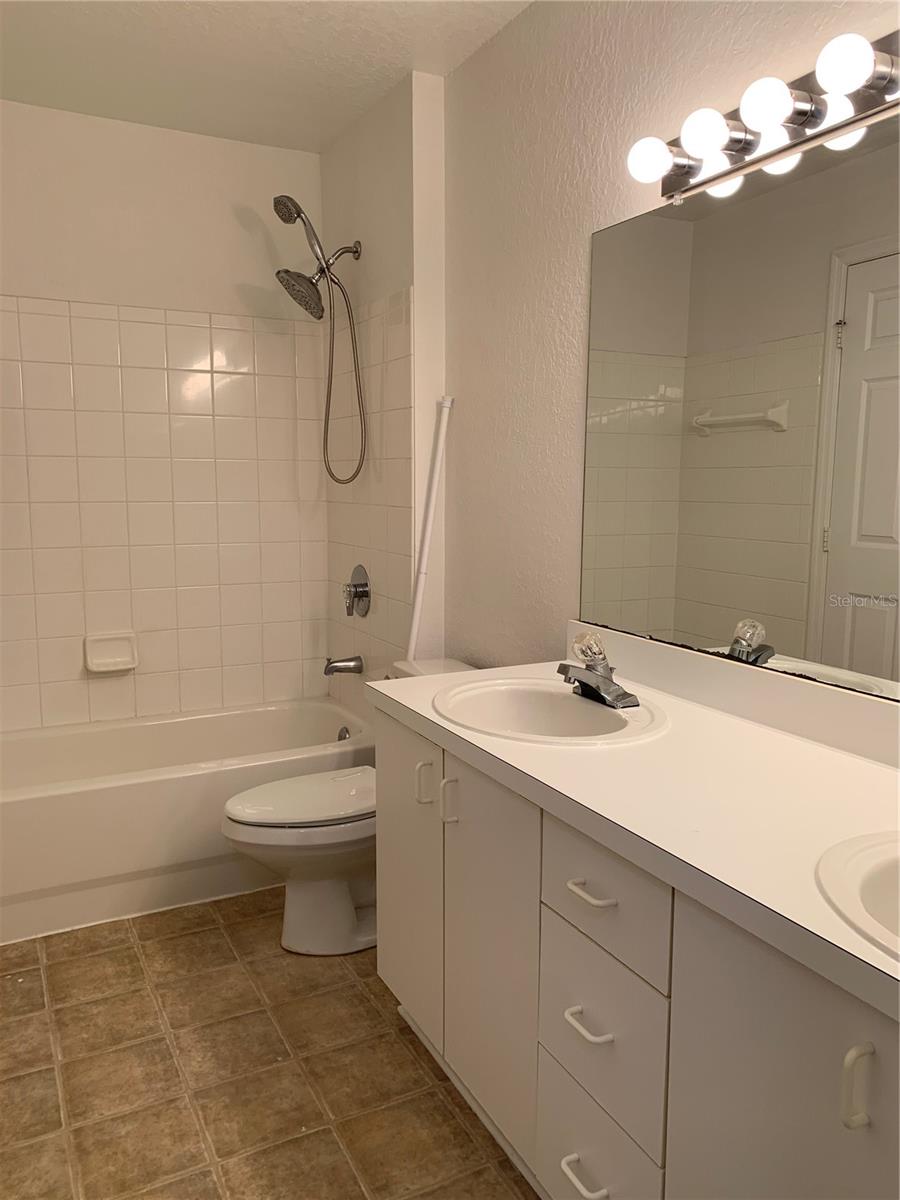 CENTRAL PARK SEC 2 PH 1 - Residential Lease