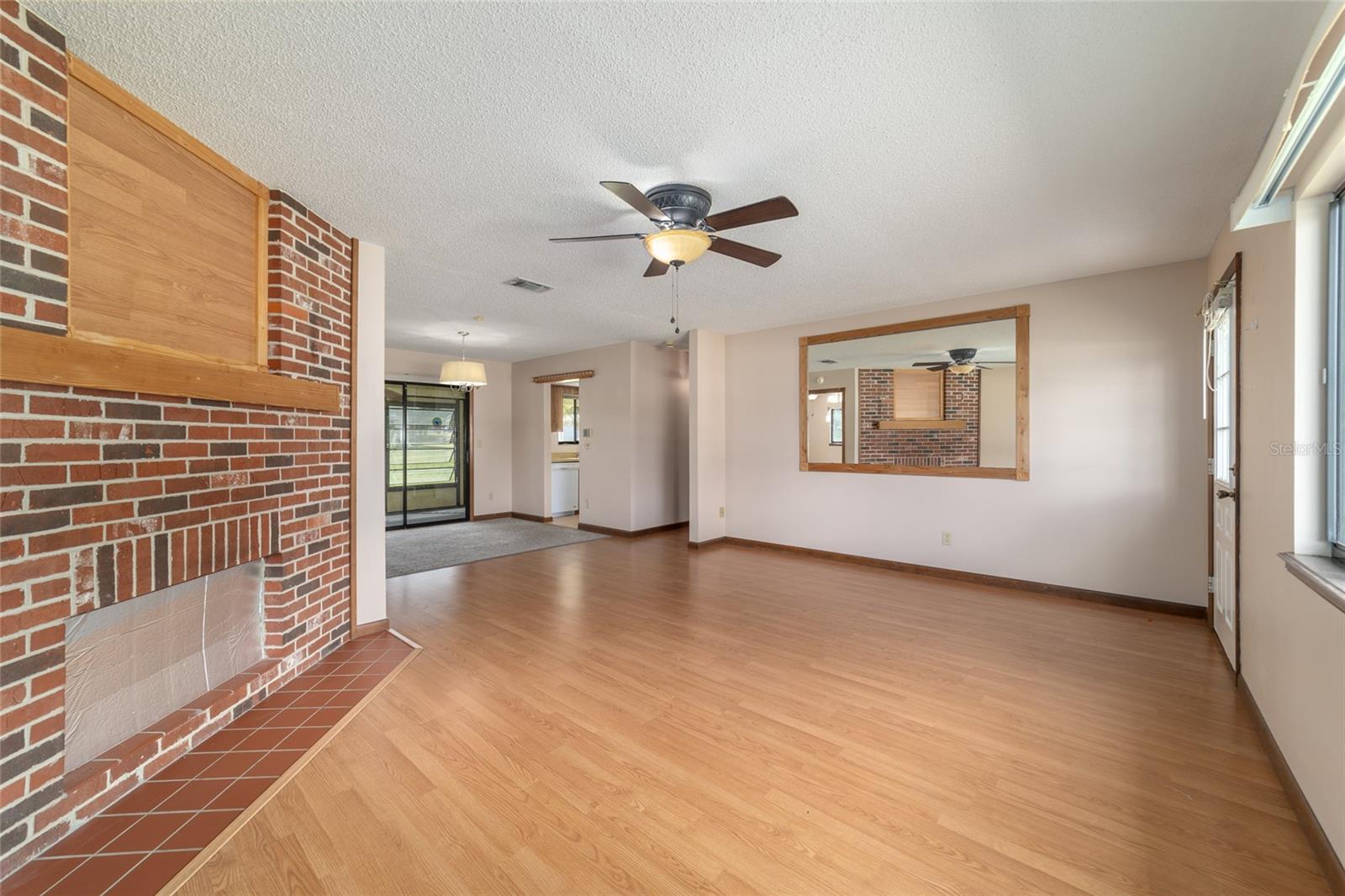 PINE RUN ESTATE - Residential