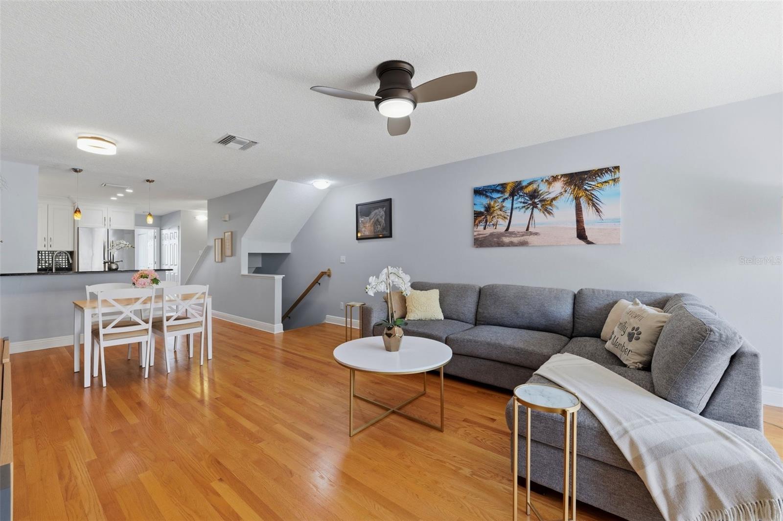 PALMS OF TIERRA - Residential