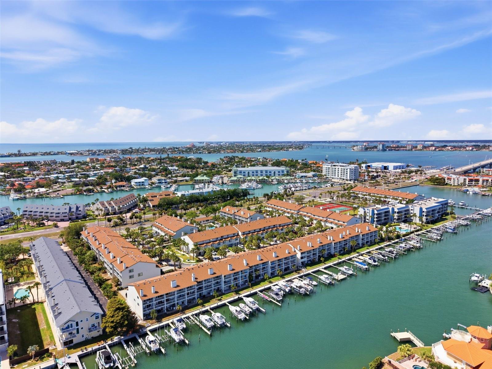 PALMS OF TIERRA - Residential