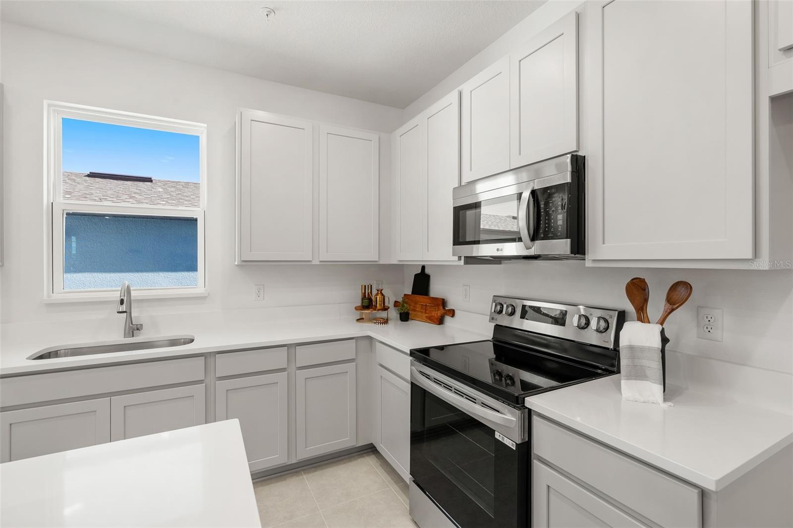 EDEN CREST TOWNHOMES - Residential