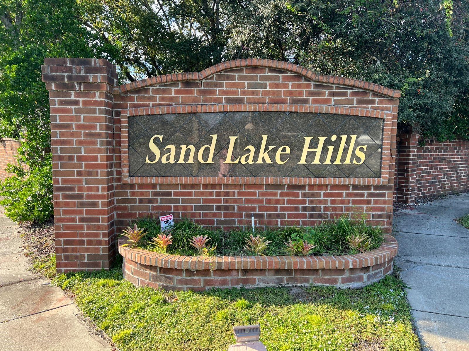 8521 SANDBERRY BOULEVARD