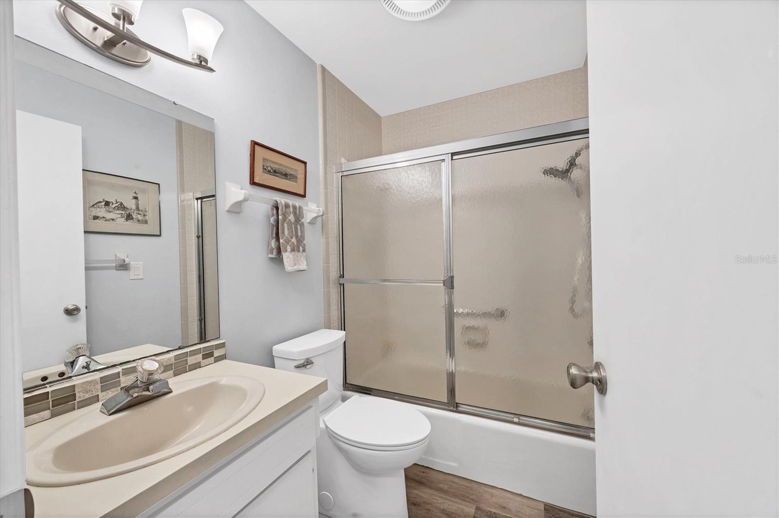 SORRENTO INLET - Residential