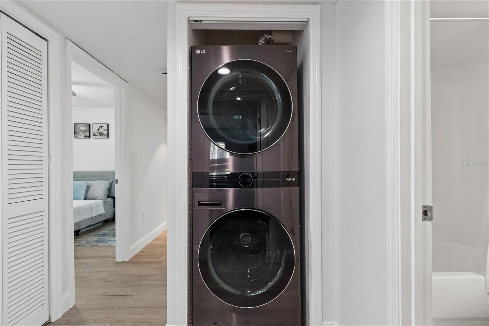 FOUNTAINS AT COUNTRYSIDE CONDO - Residential