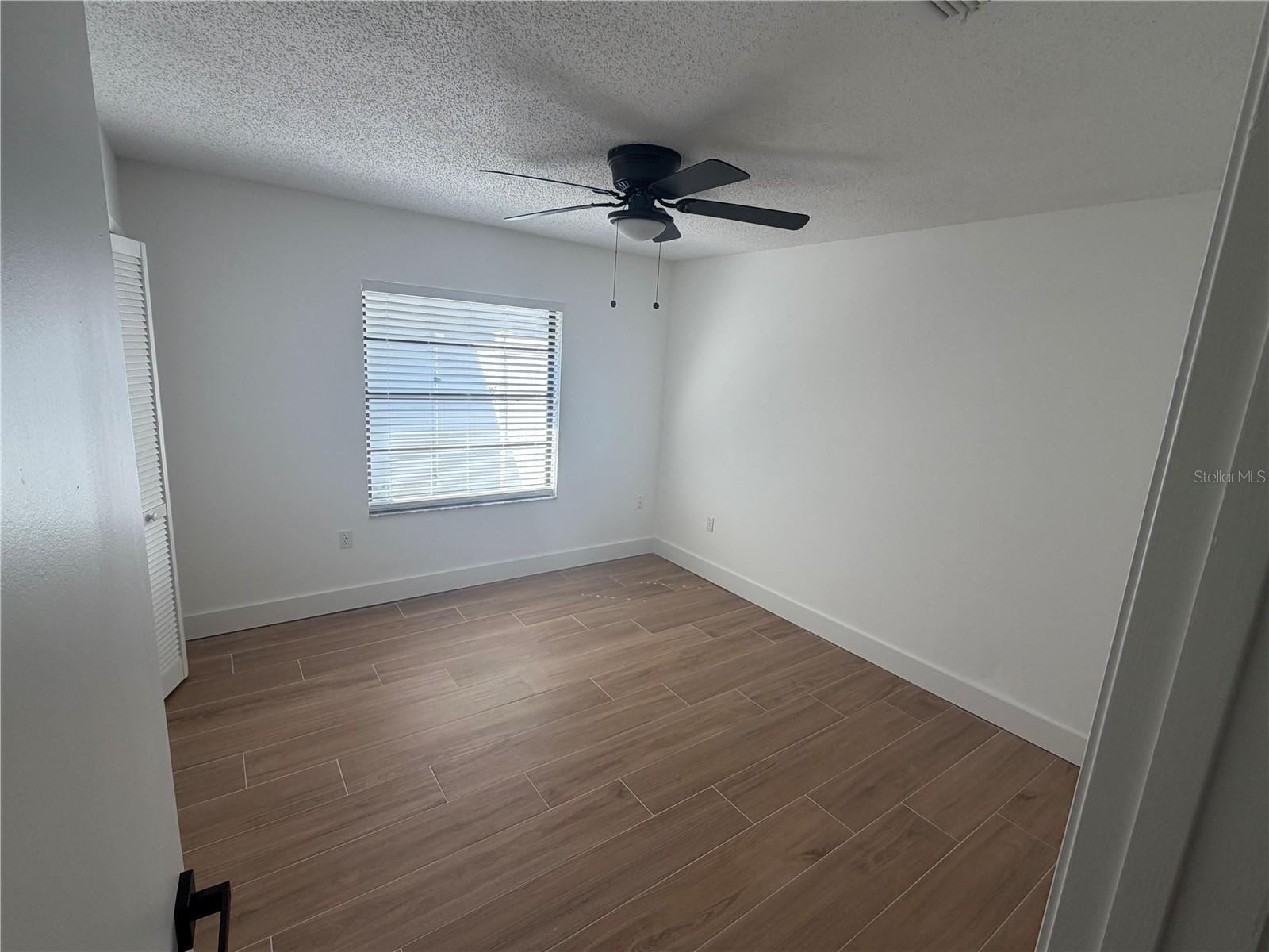 SUNCREST - Residential Lease