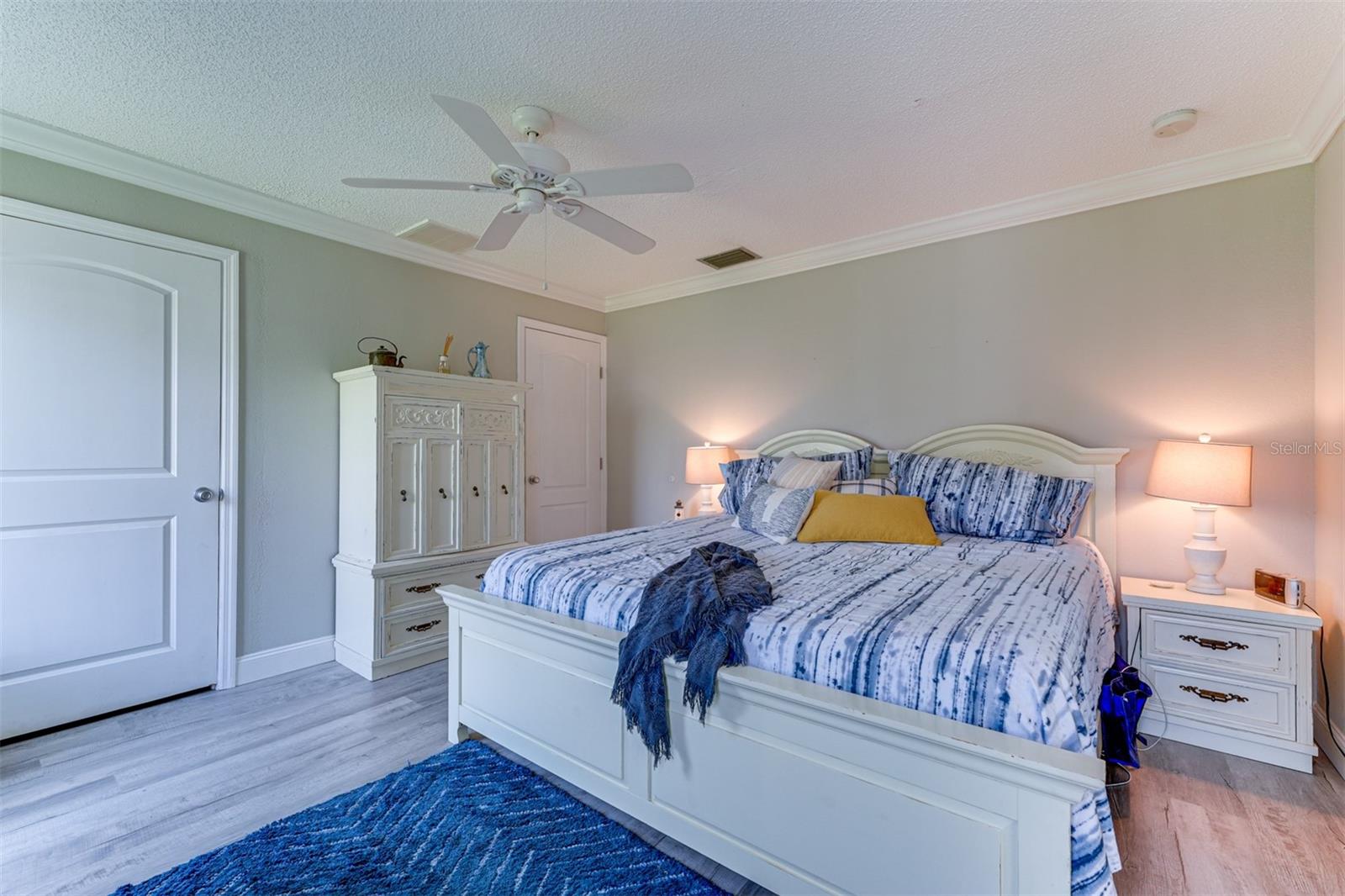 GULF GATE EAST - Residential