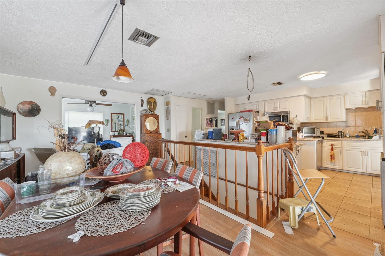 108 SHORE DR