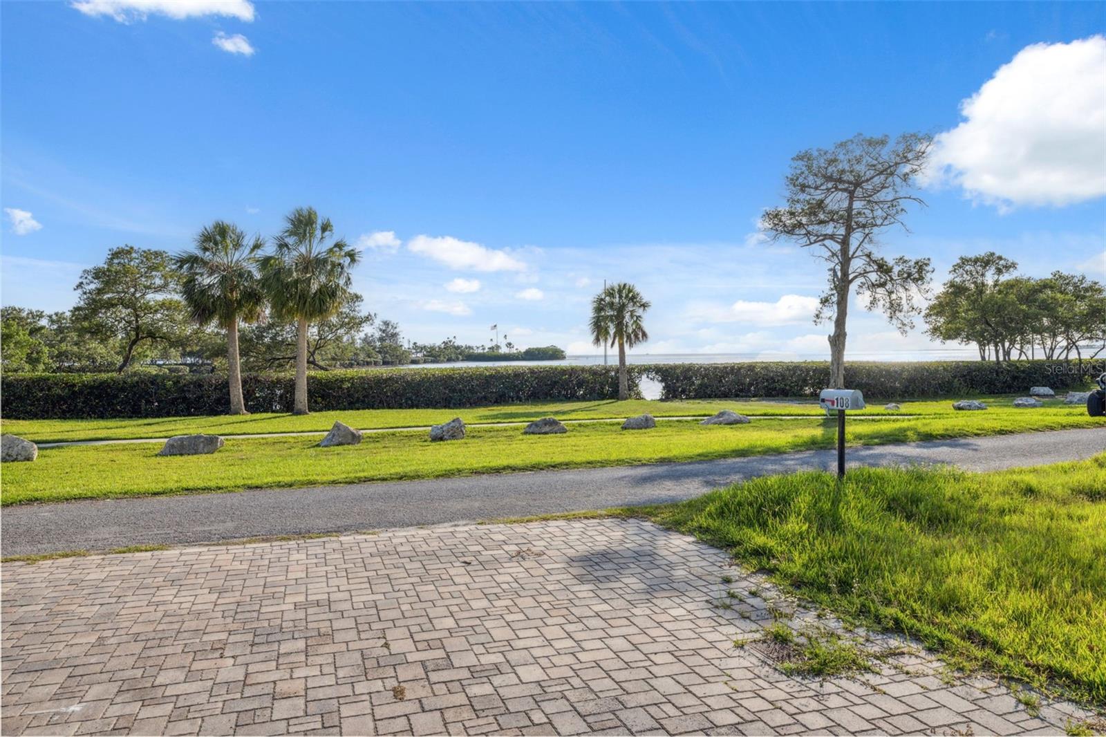 108 SHORE DR