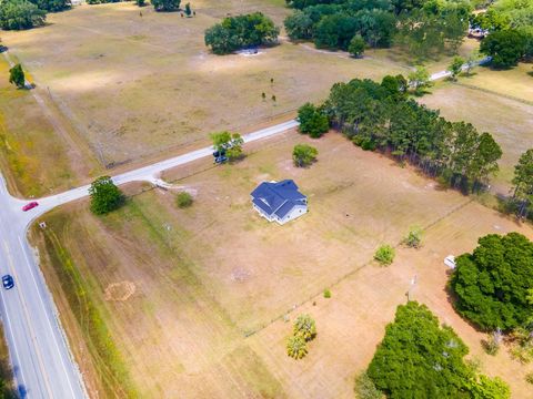 A home in ALACHUA