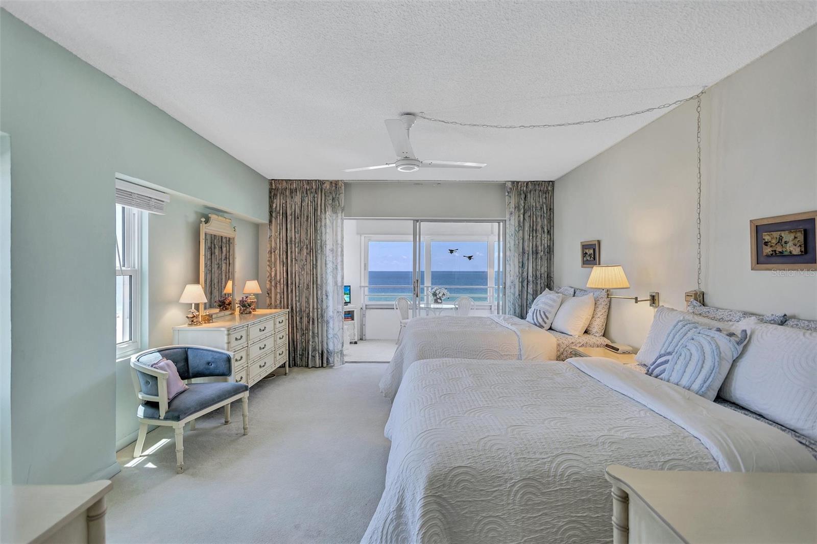 HORIZONS WEST - Residential