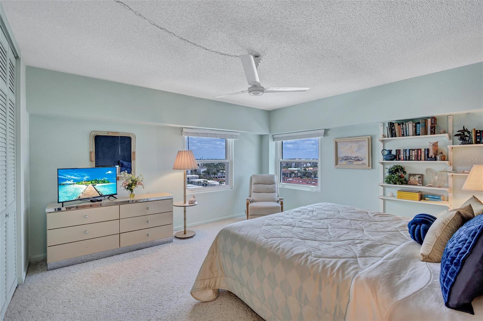 HORIZONS WEST - Residential