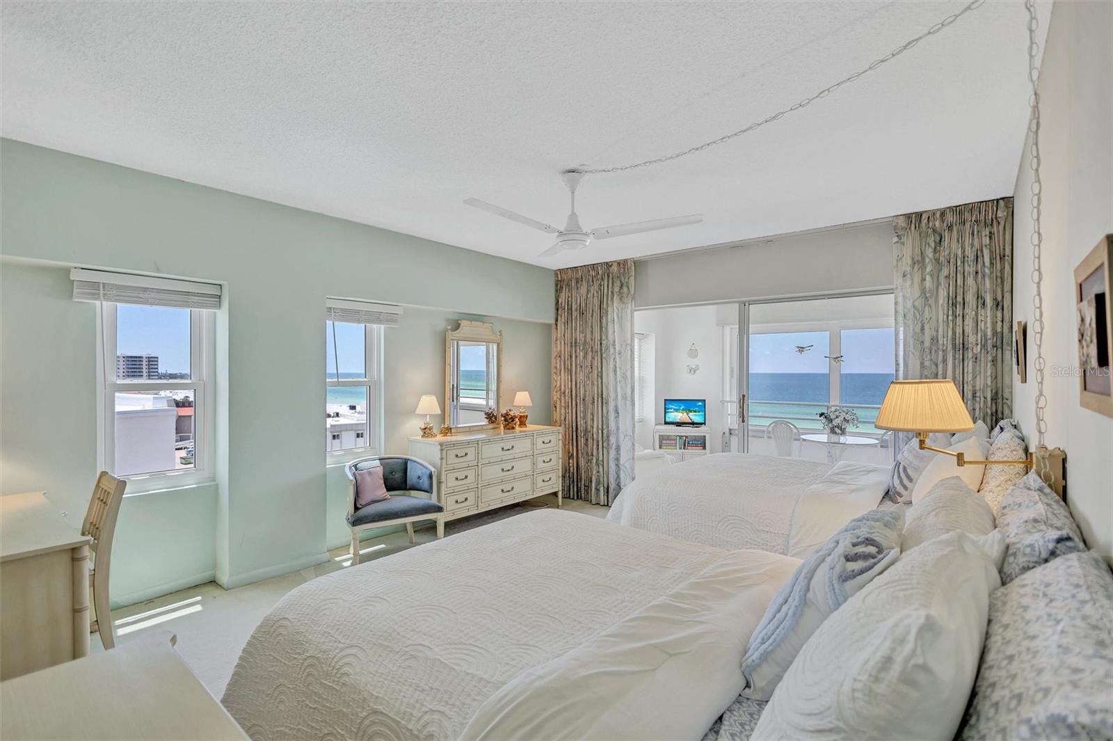 HORIZONS WEST - Residential