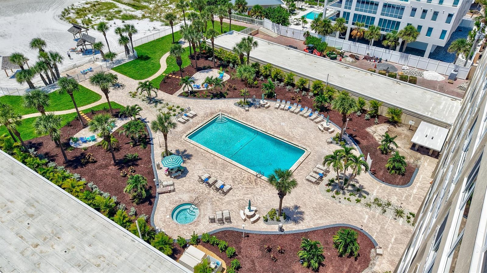 HORIZONS WEST - Residential