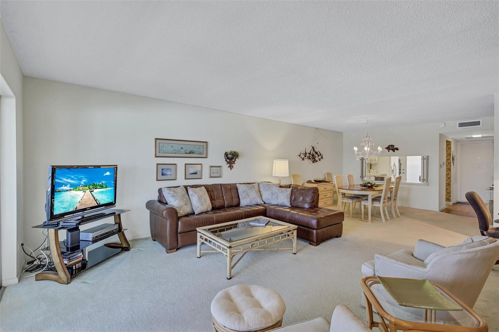 HORIZONS WEST - Residential