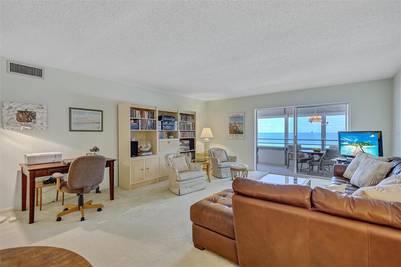 HORIZONS WEST - Residential