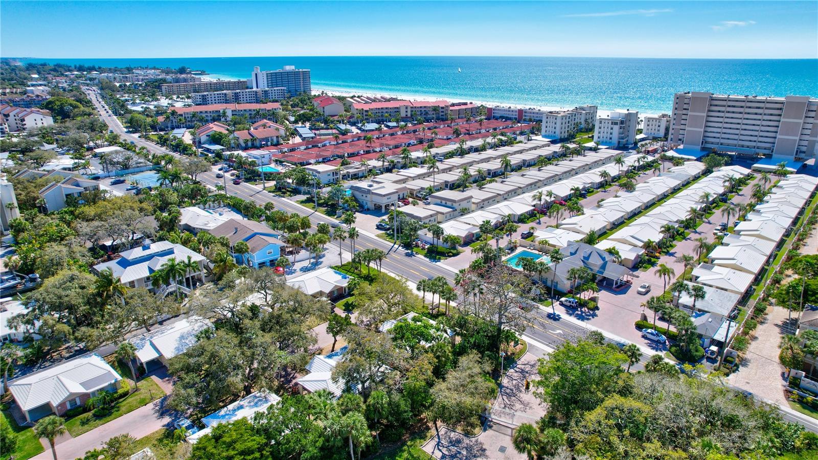 HORIZONS WEST - Residential