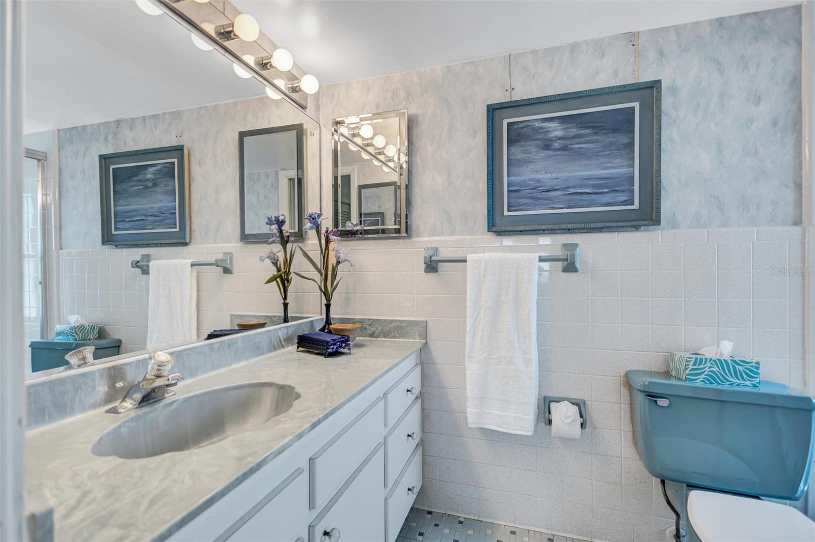 HORIZONS WEST - Residential