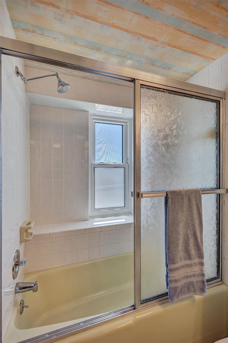 HORIZONS WEST - Residential