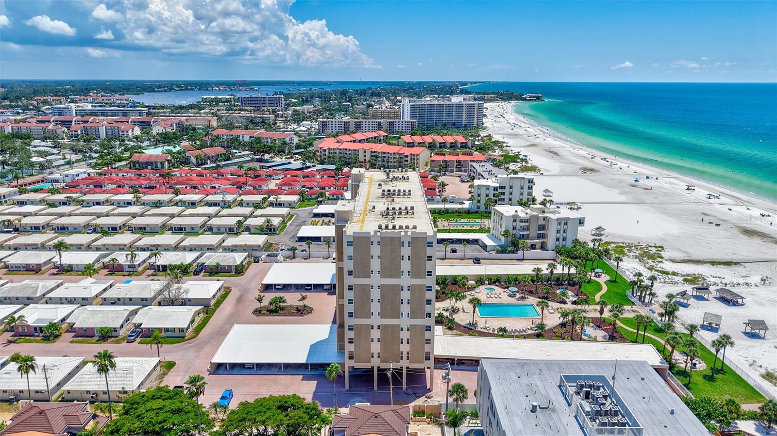 HORIZONS WEST - Residential