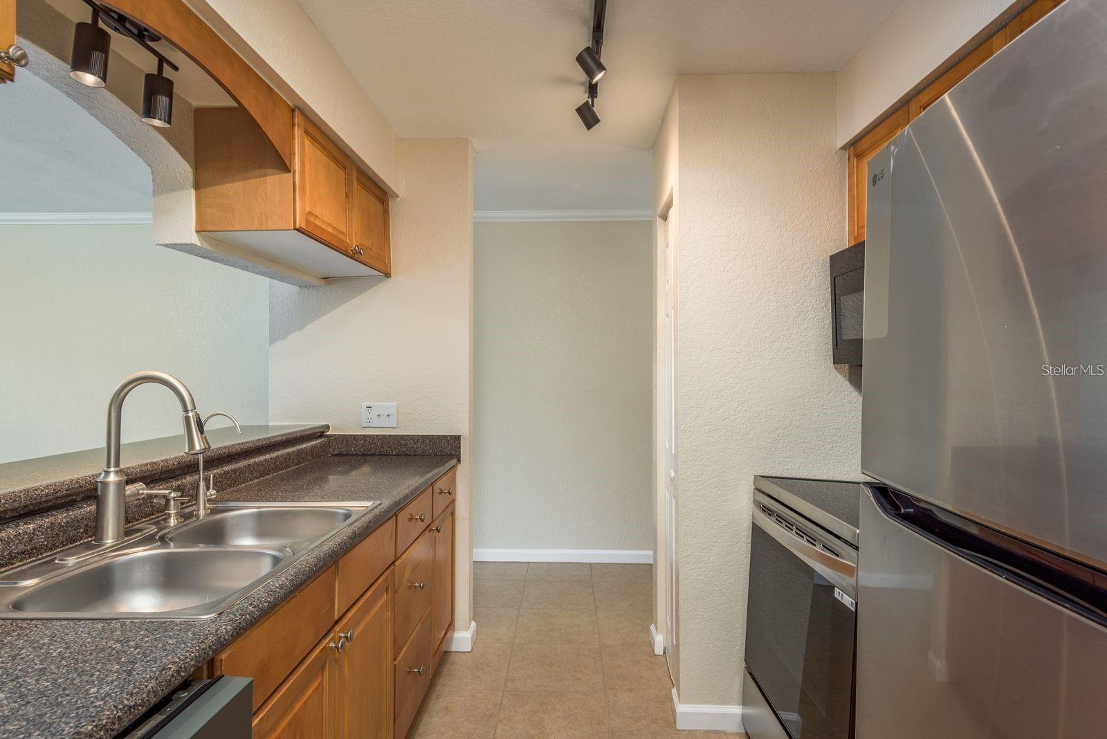 BELLA VISTA ON LAKE - Residential Lease