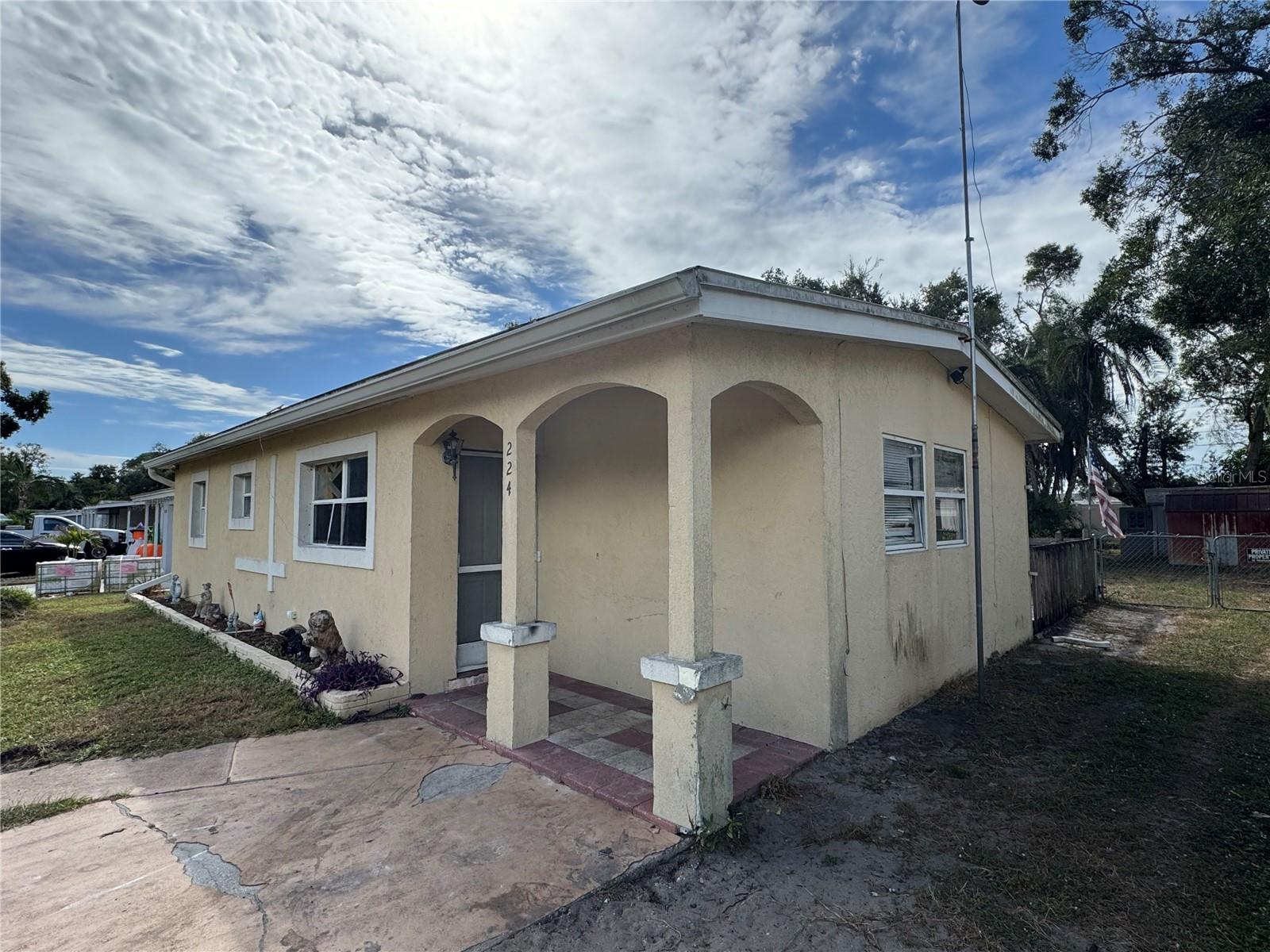 224 W CORNELIUS CIRCLE