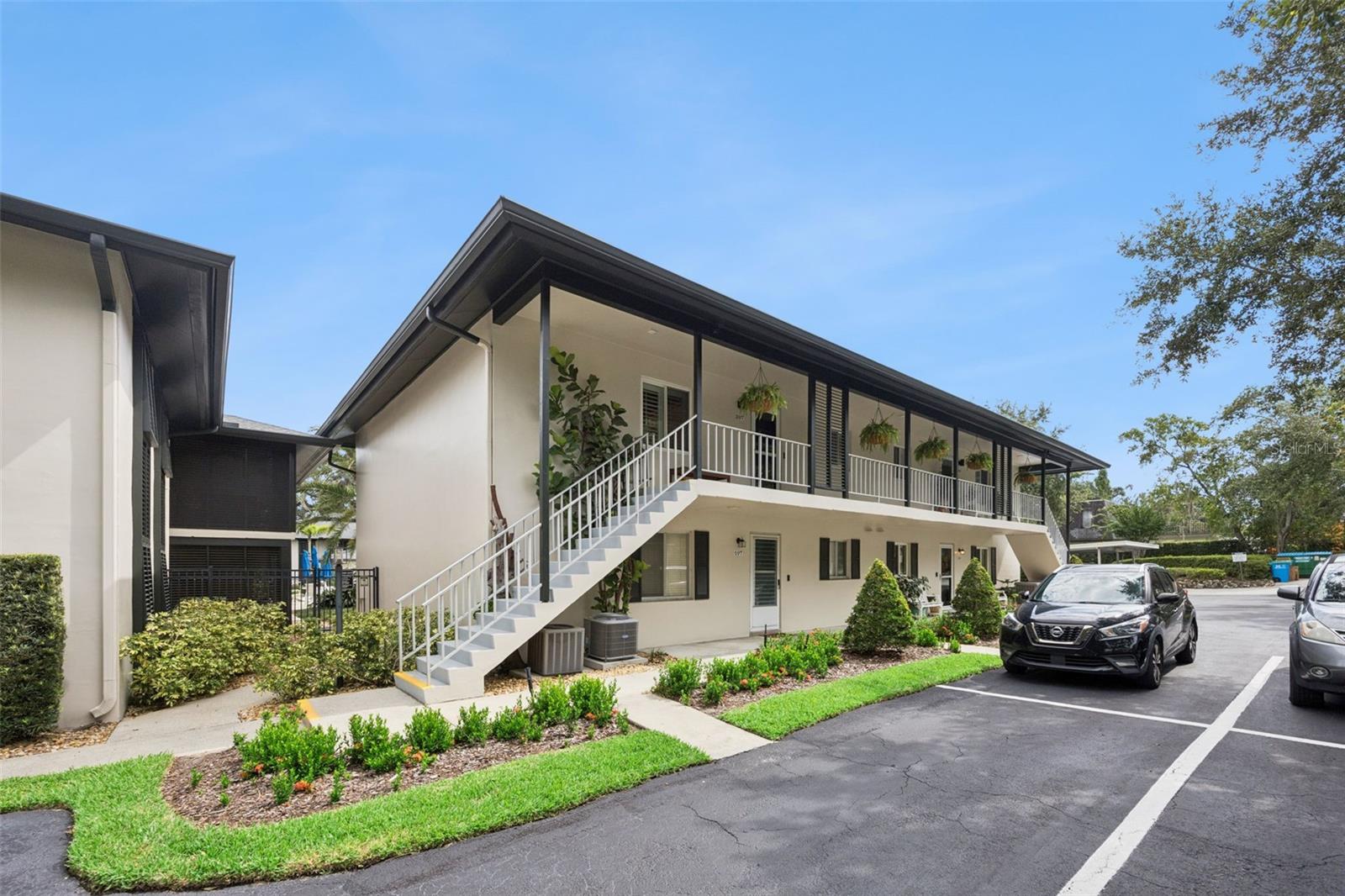 210 MAGNOLIA ROAD 207
