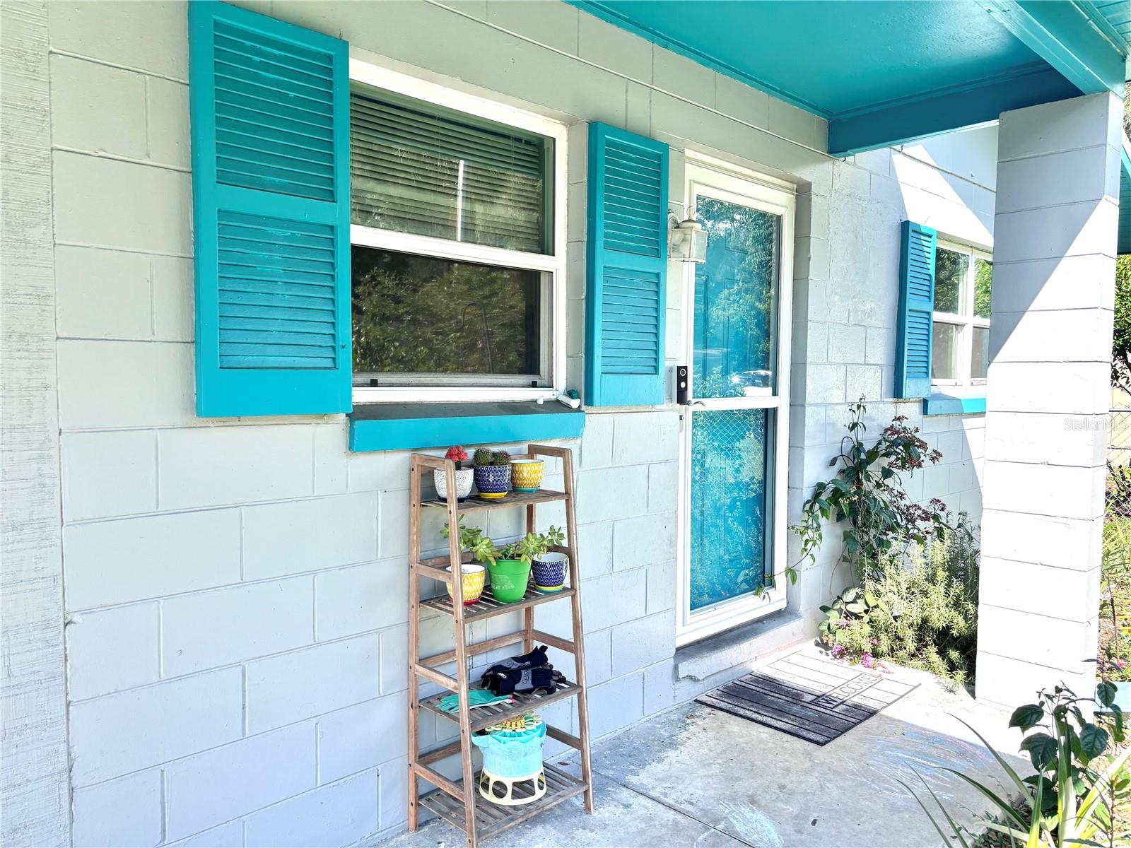 515 W GARRISON AVENUE