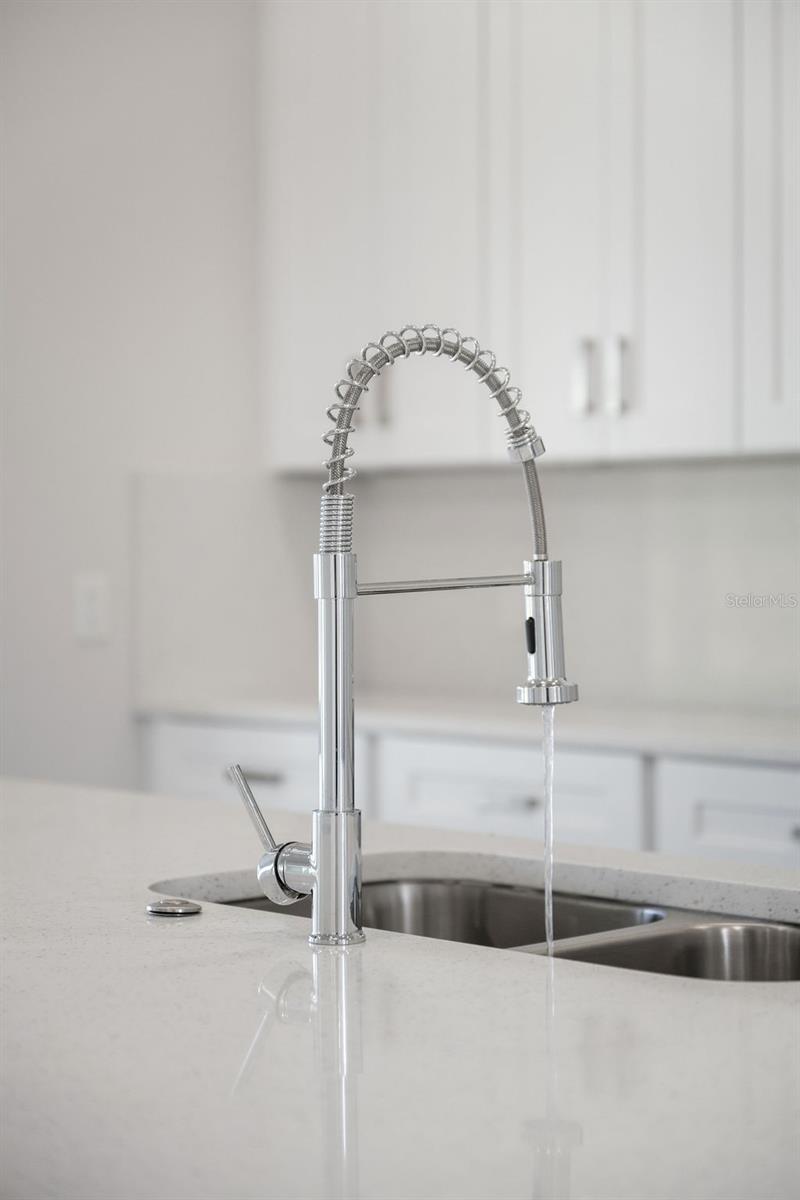 WATER RIDGE - Residential