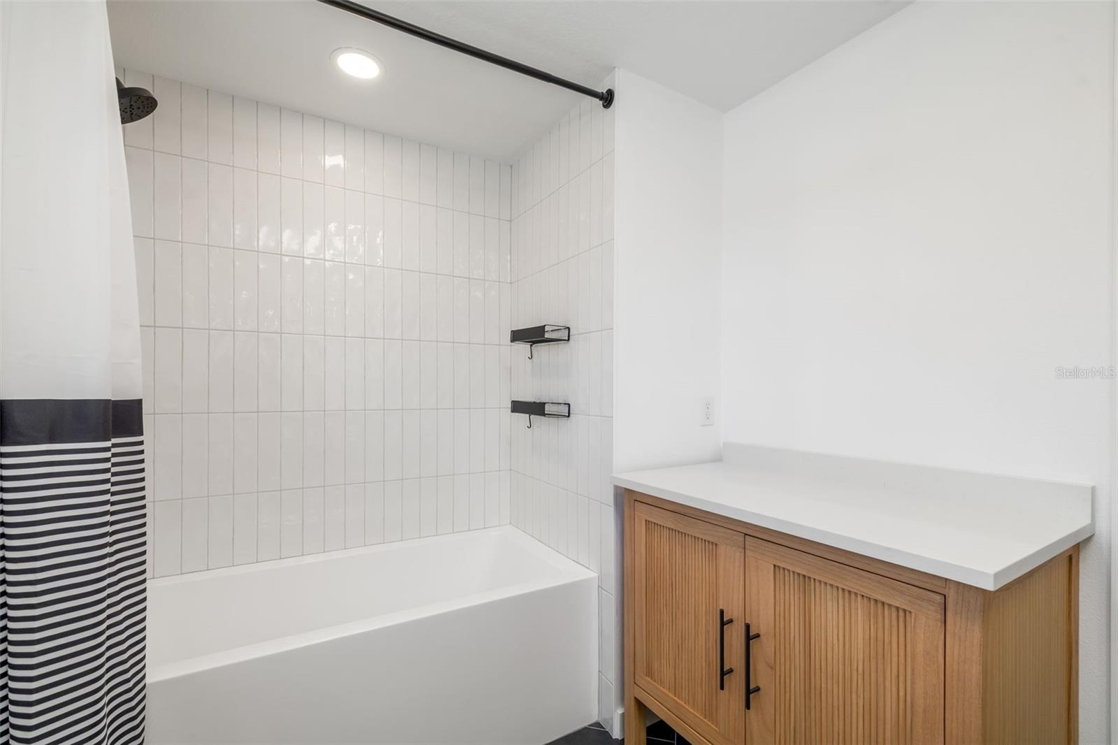 RIVERDALE REV - Residential