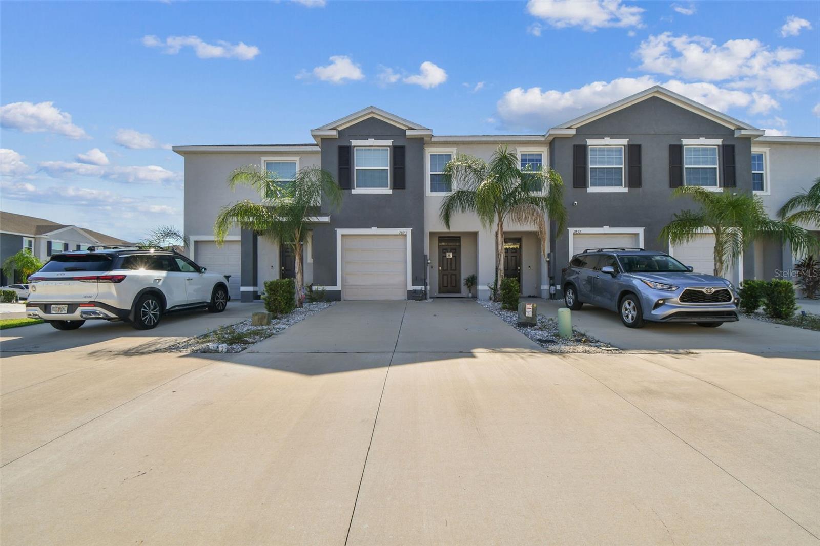 2893 SUNCOAST PLAINS DRIVE