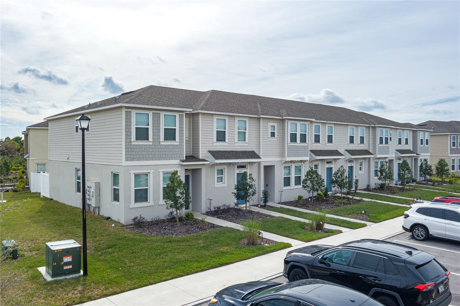 ARTISAN LAKES EDGESTONE NORTH PH I & II - Residential