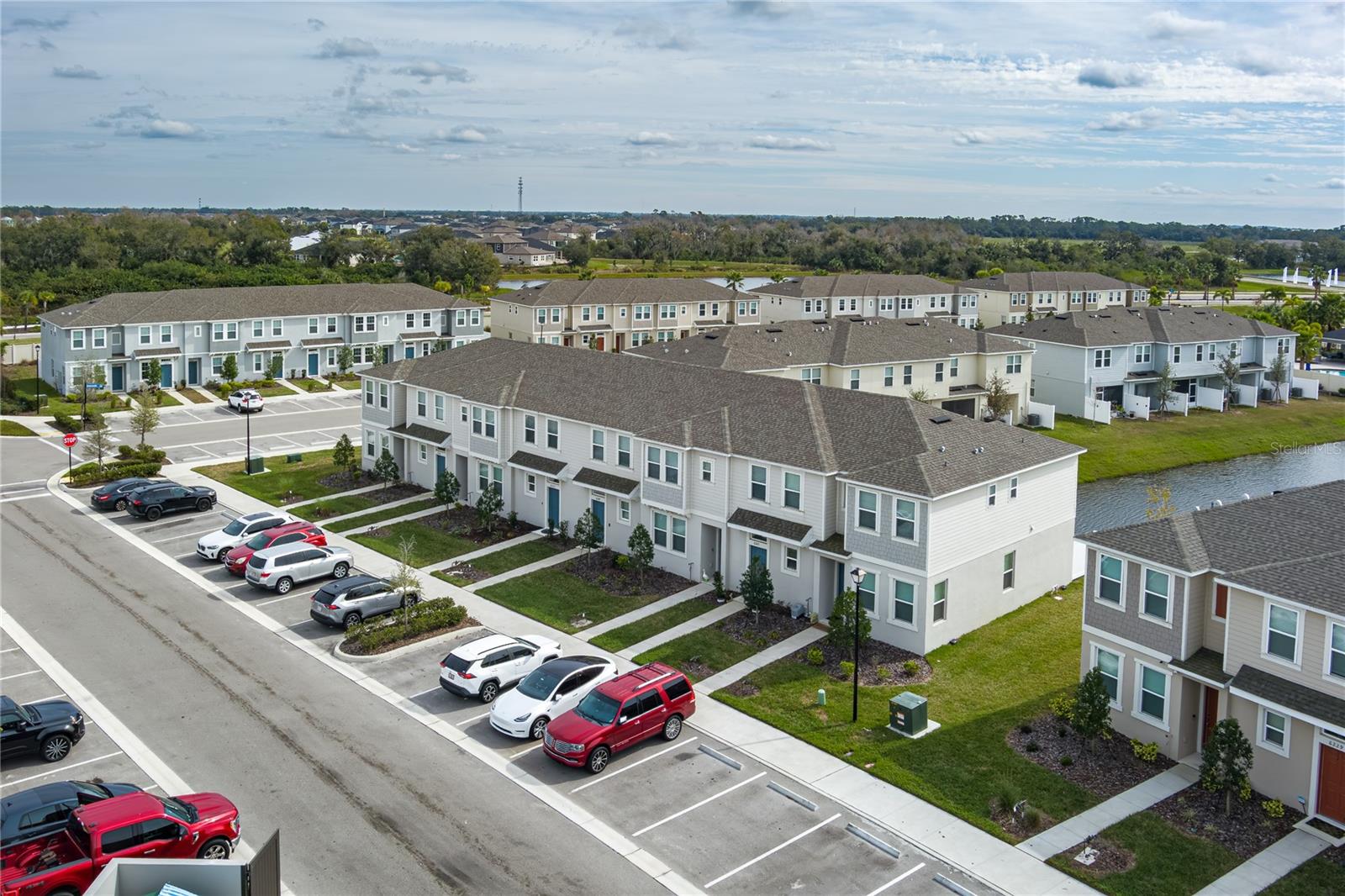 ARTISAN LAKES EDGESTONE NORTH PH I & II - Residential