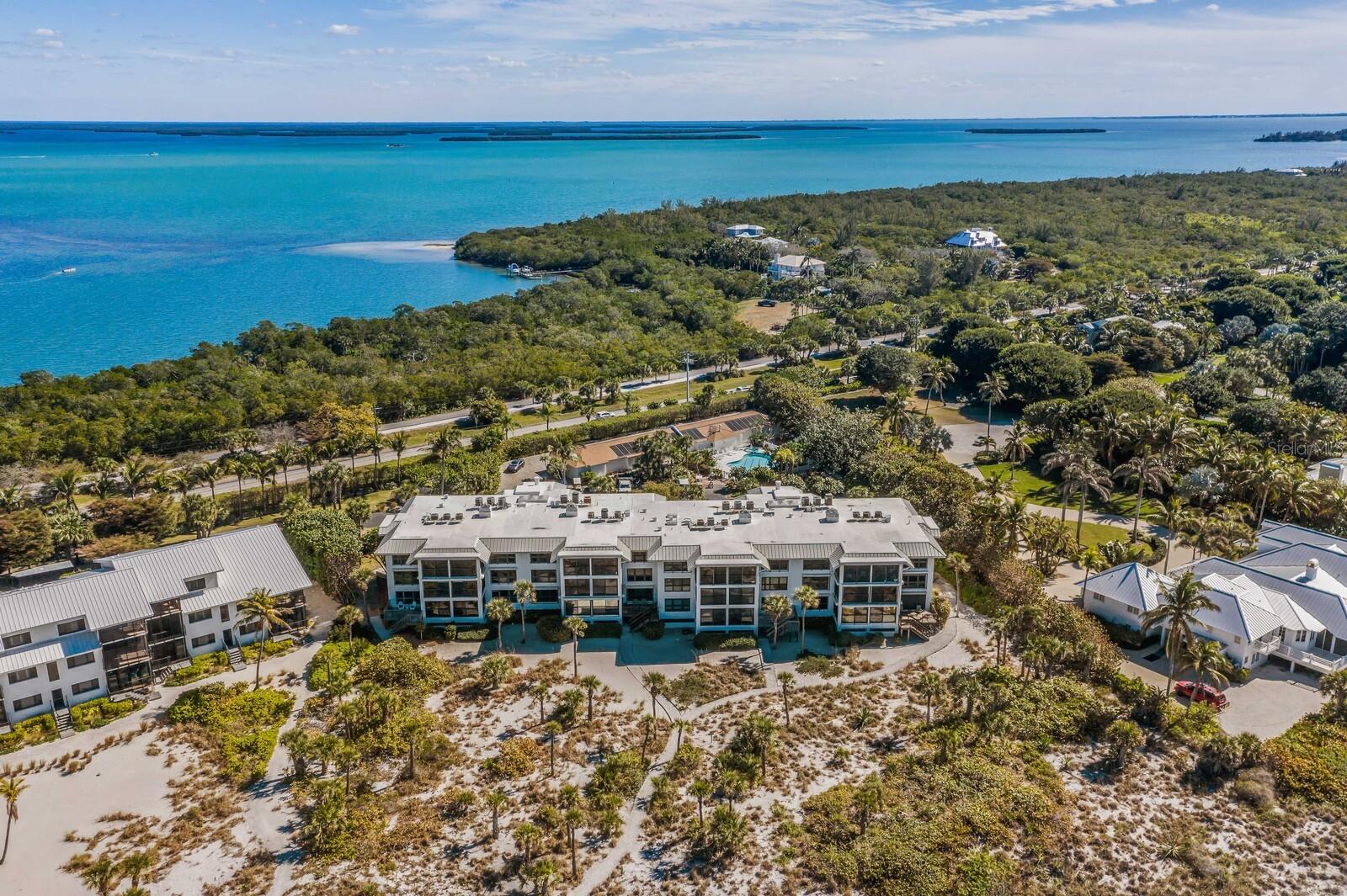 MANOR HOUSE - Residential