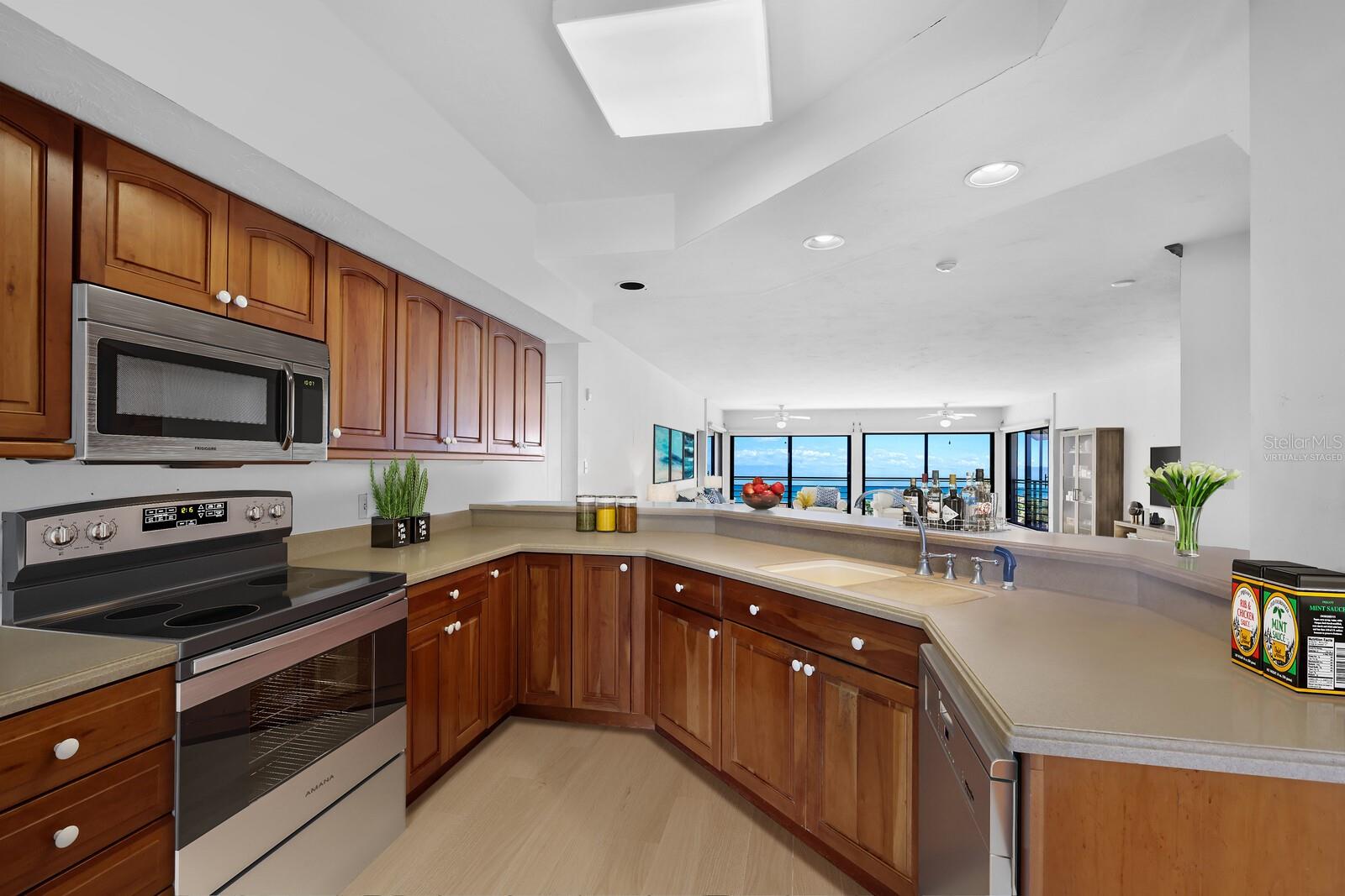 MANOR HOUSE - Residential