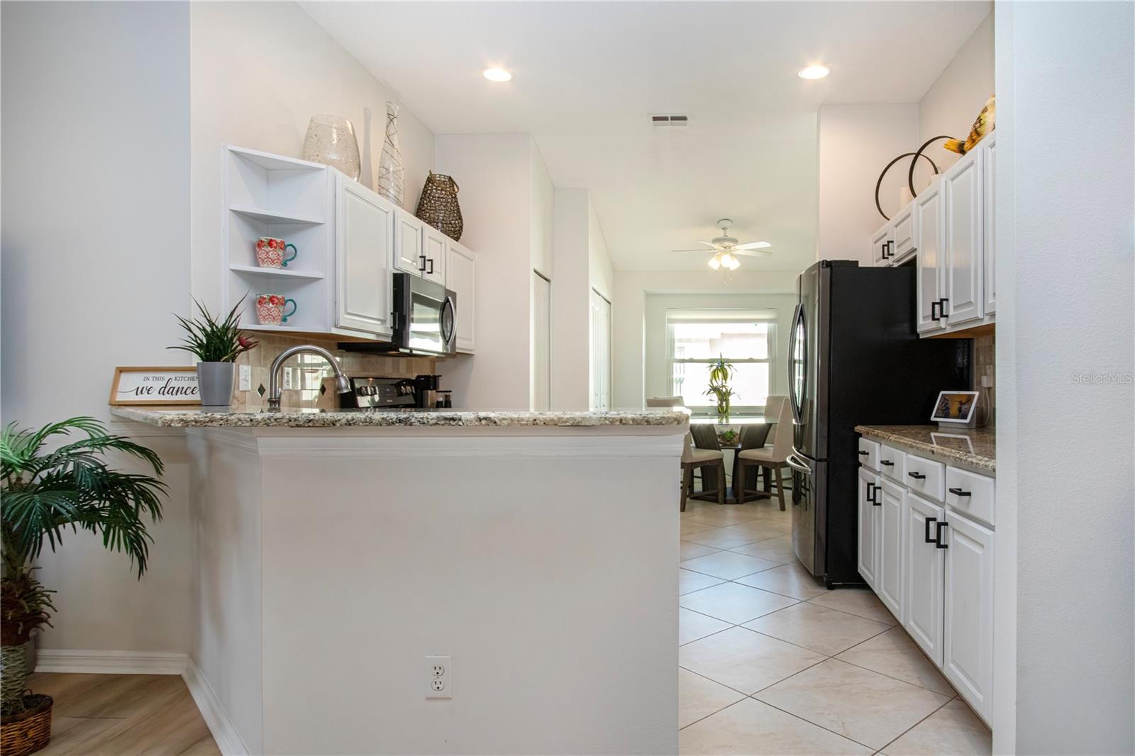 BROOKFIELD CONDO - Residential